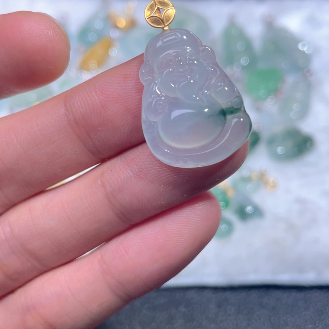 翡翠18K金镶嵌颈饰翡翠