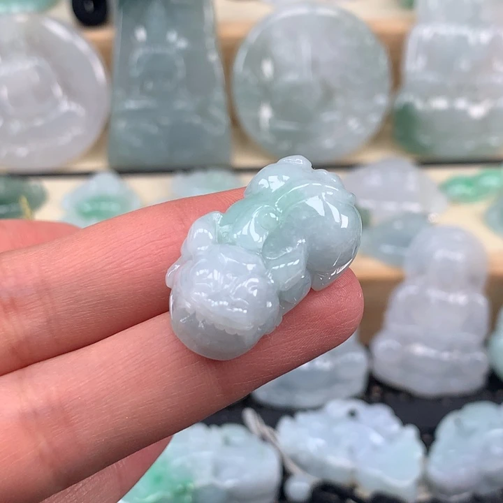 颈饰未镶嵌翡翠翡翠