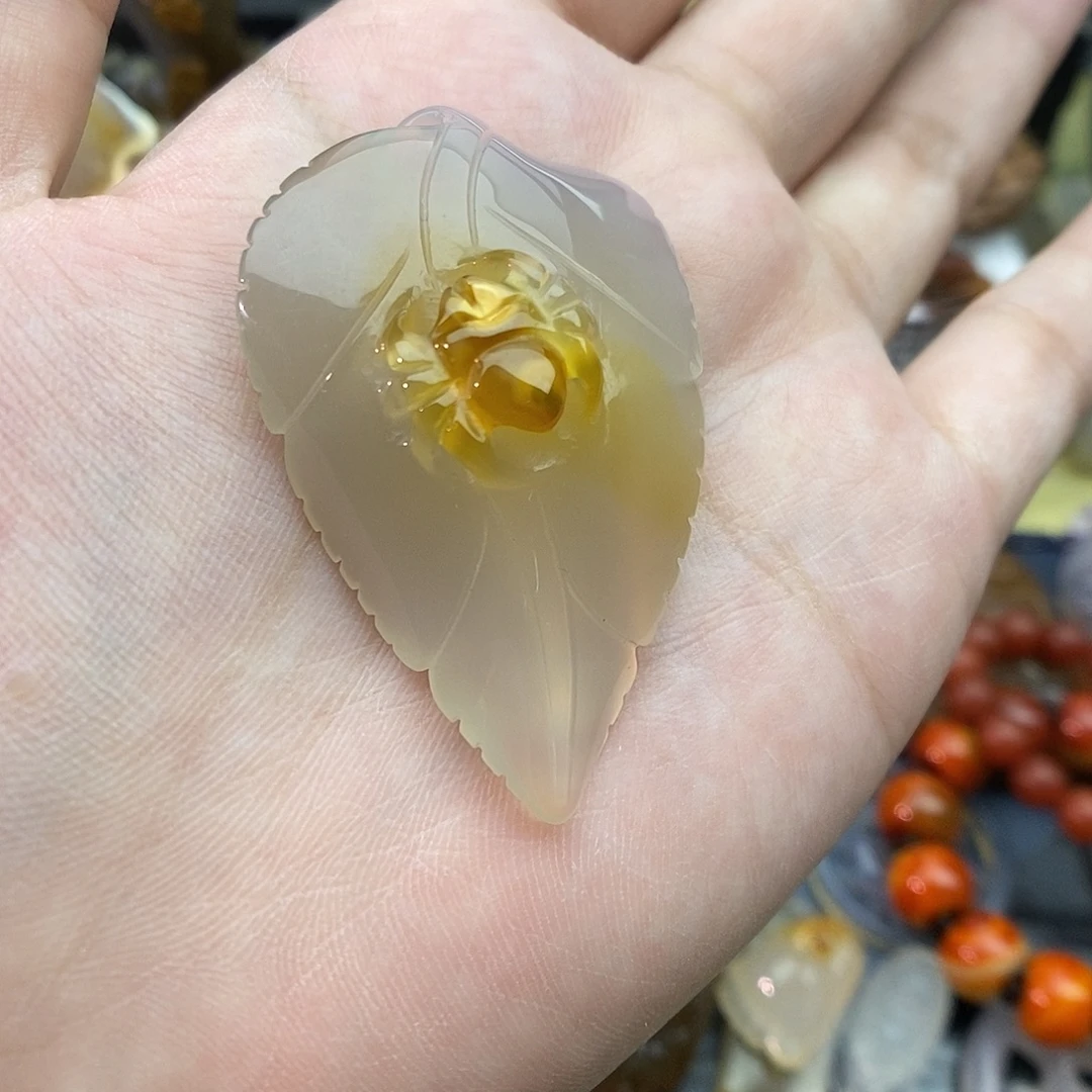 未镶嵌颈饰玛瑙/玉髓