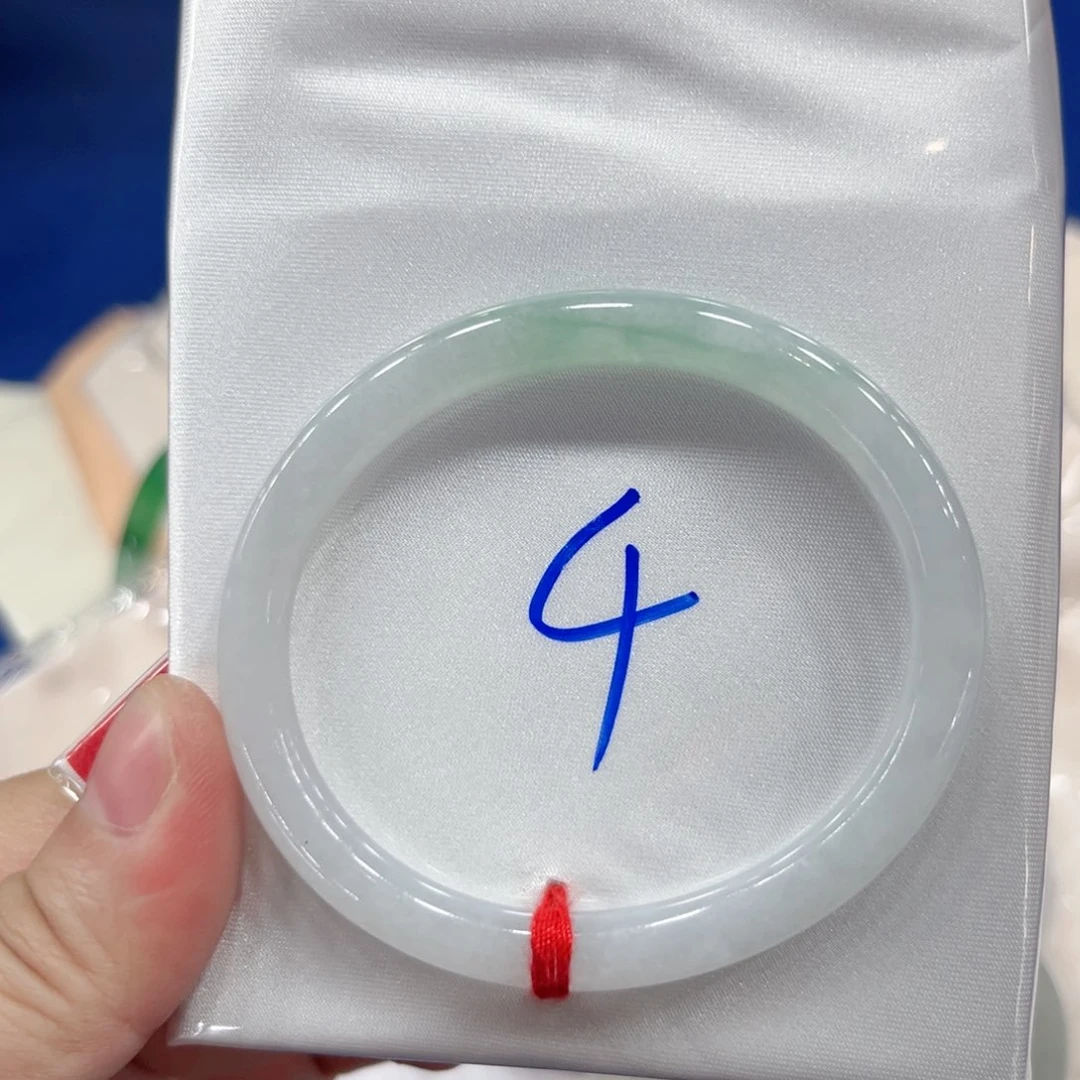 未镶嵌手镯翡翠52.8贵