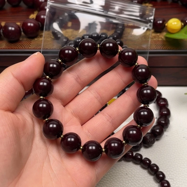 阿***丁手串橄榄核猴头手串