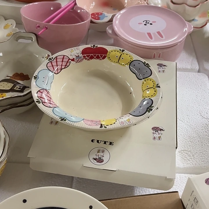 搪瓷正品苹果兔反口盘