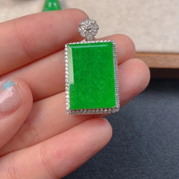 翡翠银S925镶嵌吊坠(不含链)b n n m