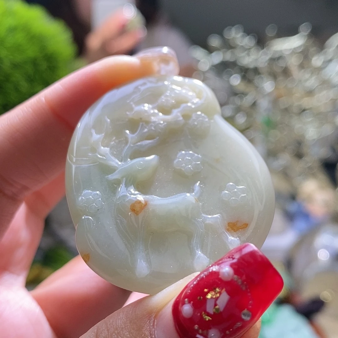 【闪购商品】翡翠颈饰未镶嵌鹿