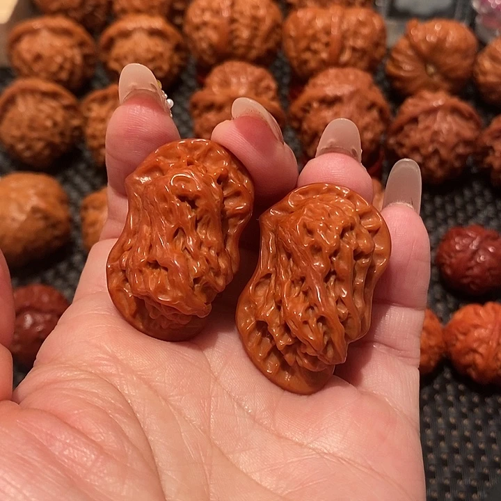 文玩核桃吊坠大漏39鸳鸯0516