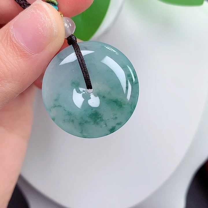 颈饰未镶嵌翡翠81；28.8/5.5