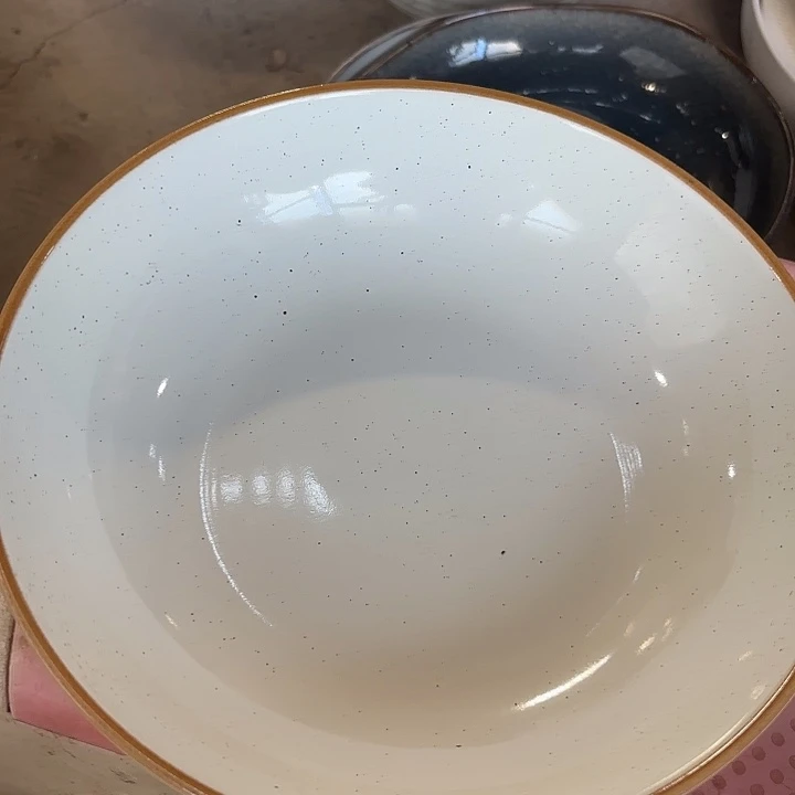 陶瓷贸易尾单微瑕疵1个