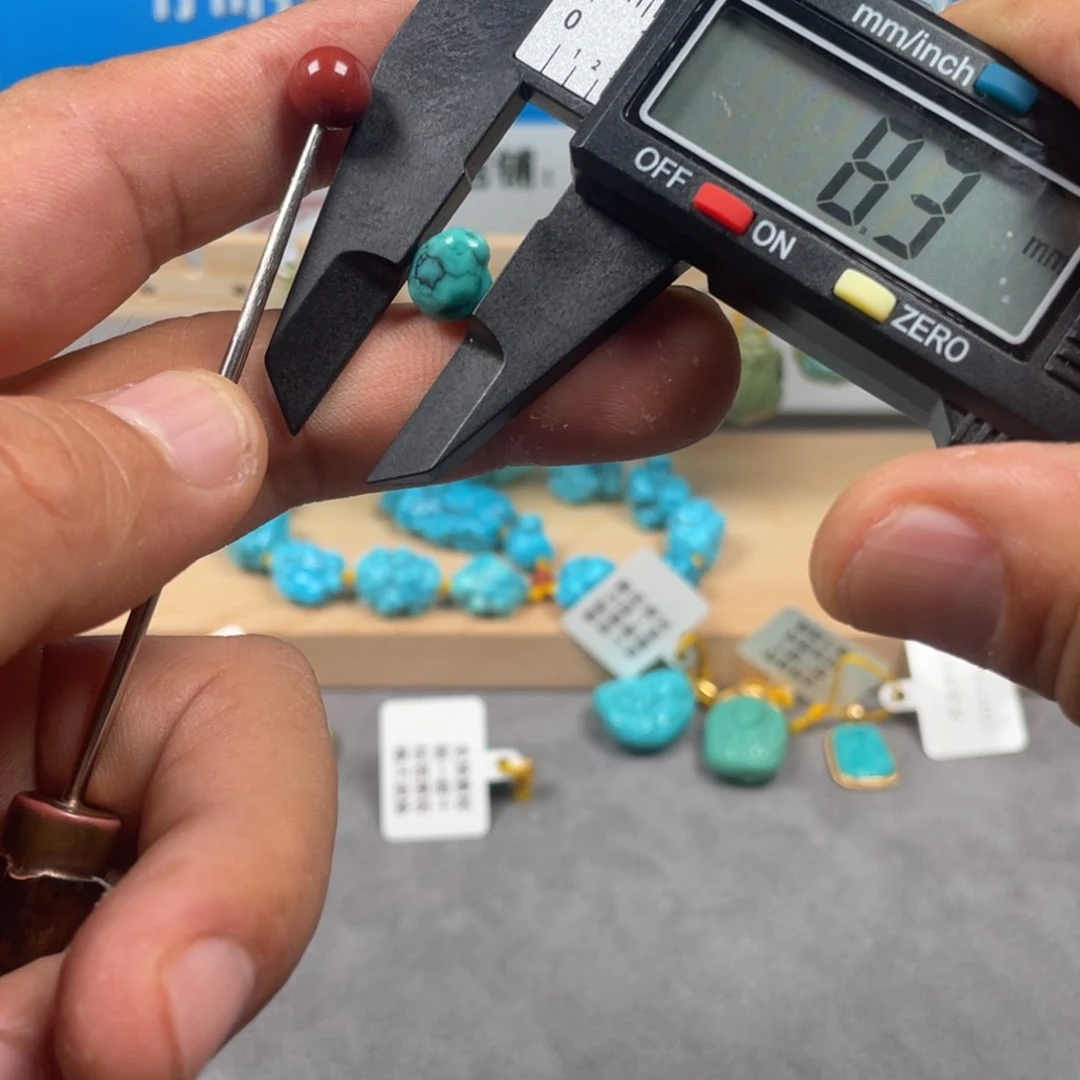 南红玛瑙未镶嵌颈饰