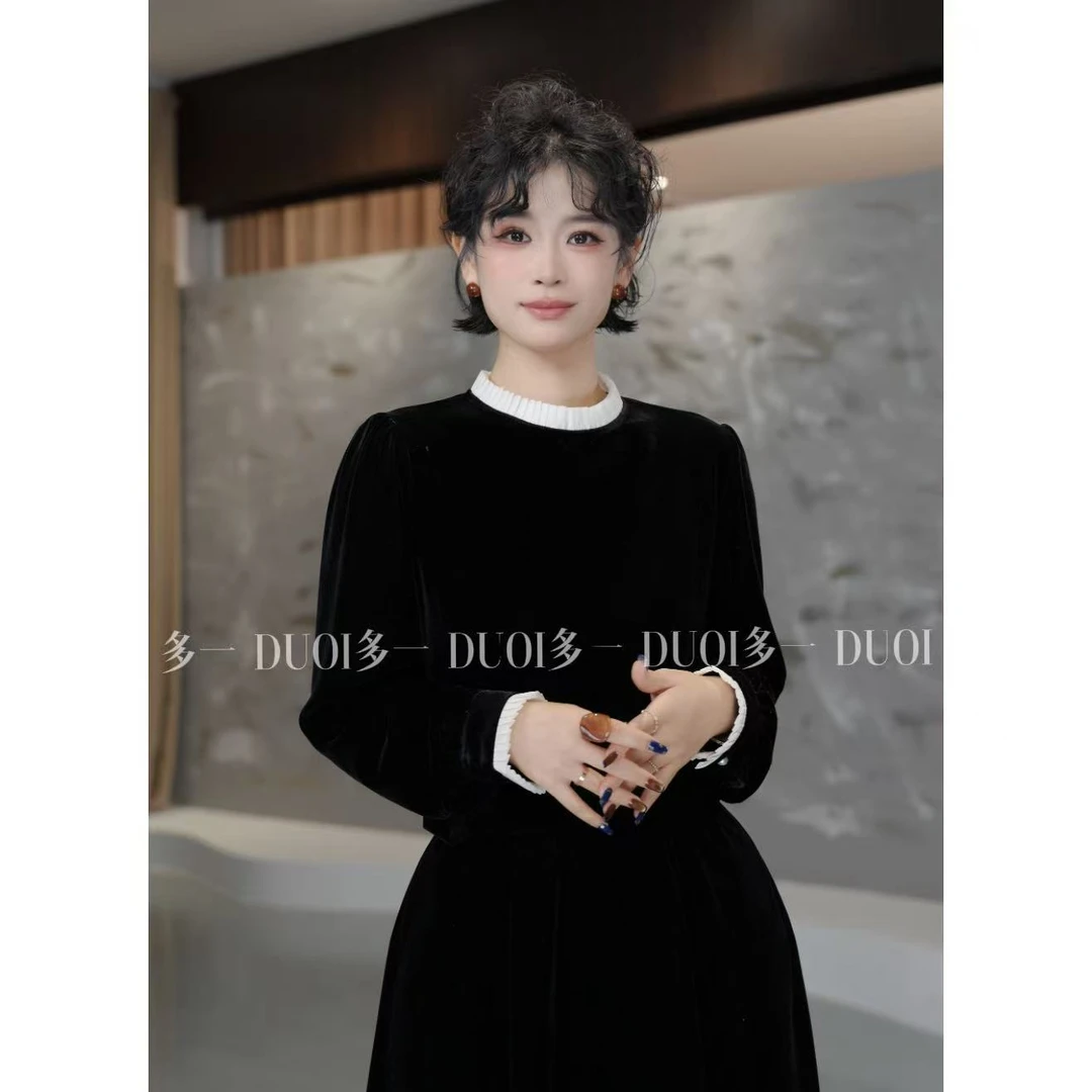 多一“爱丽丝”2025冬季新款高级感气质拼接木耳边保暖百搭丝绒衬衫