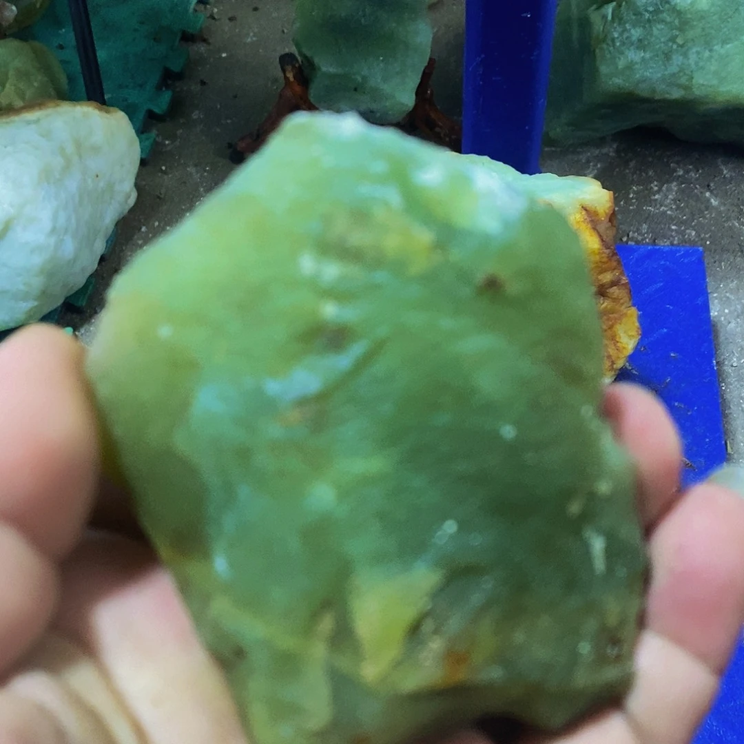 岫玉未镶嵌珠宝奇石岫玉原石奇石摆件