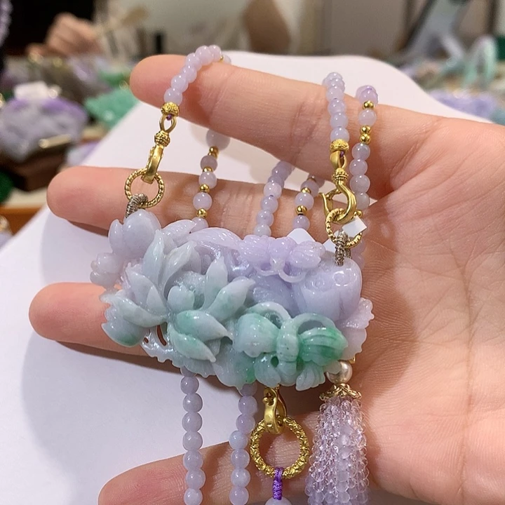 翡翠未镶嵌颈饰翡翠吊坠