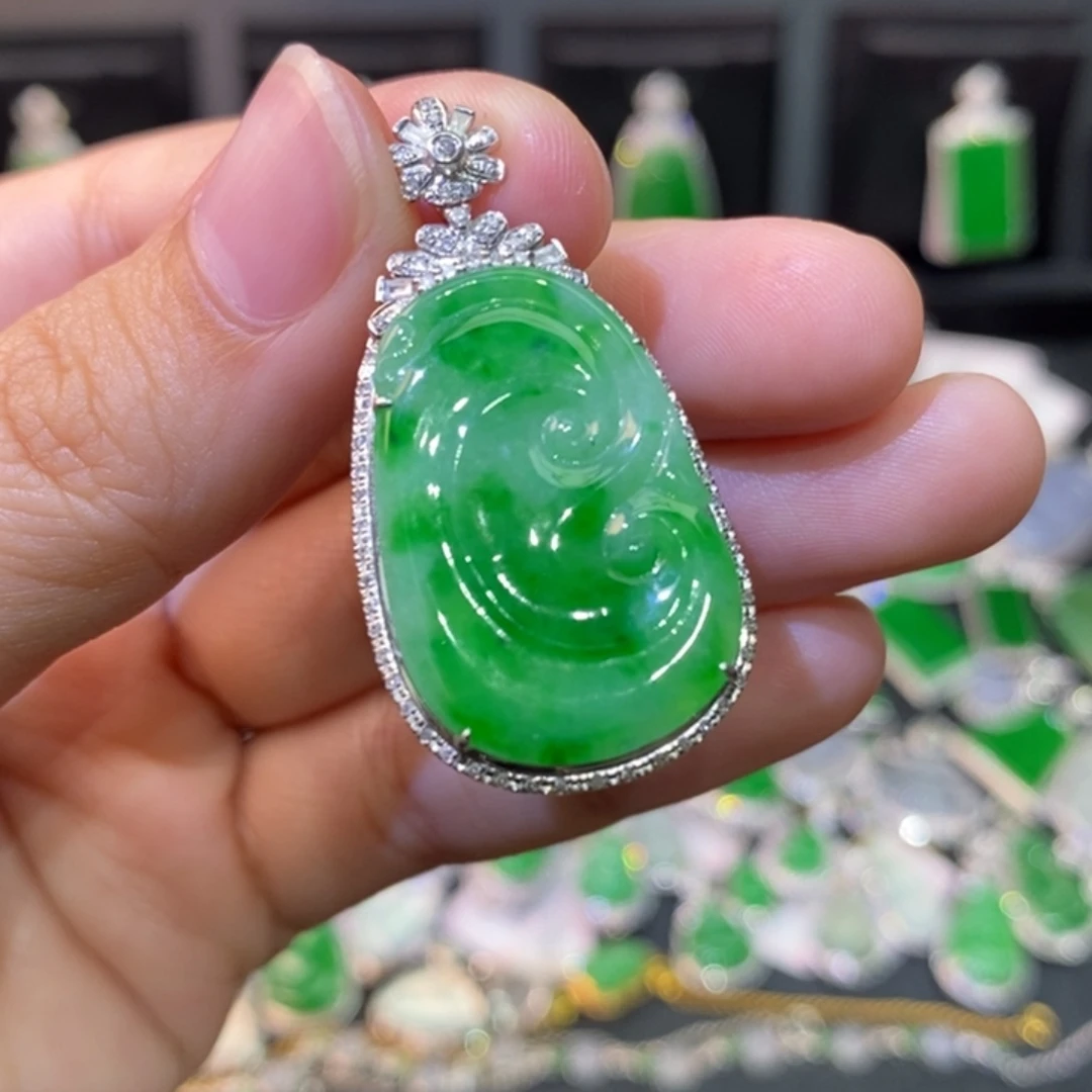 翡翠18K金镶嵌吊坠(不含链)