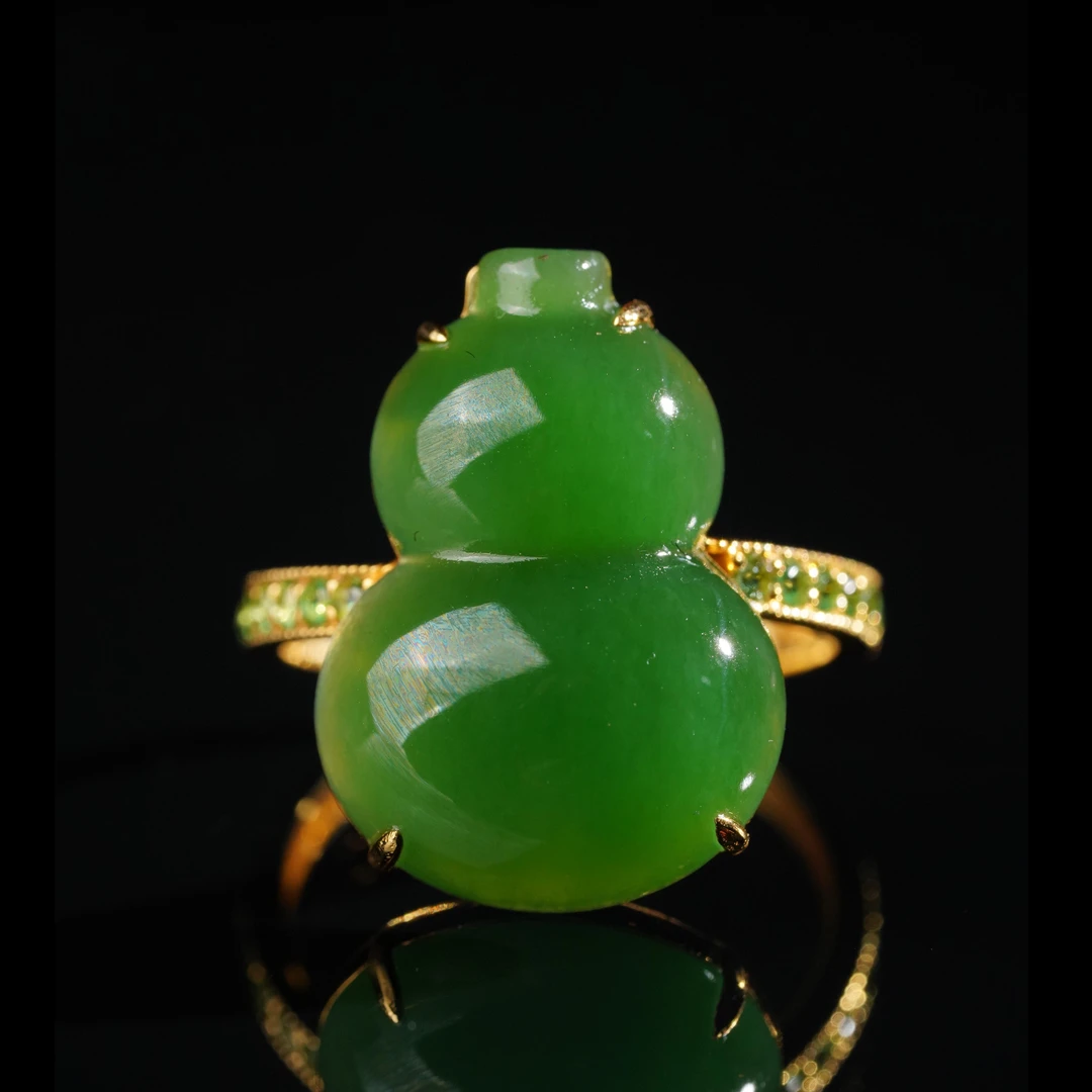 【鹿鸣】18k金俄七老料冰底碧玉葫芦戒指 20*14*6mm LM09