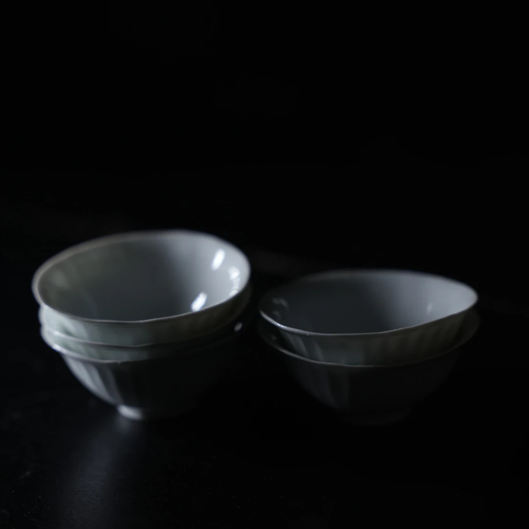 小鱼与木手工拟古瓷杯青釉瓜棱工夫茶杯家用茶道 30ml 影青品茗杯