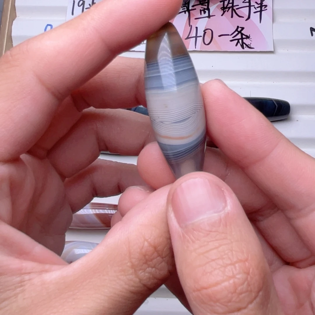 众***林合金颈饰玛瑙/玉髓