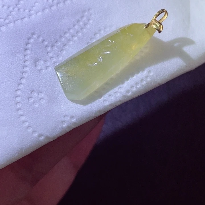 翡翠18K金镶嵌颈饰翡翠