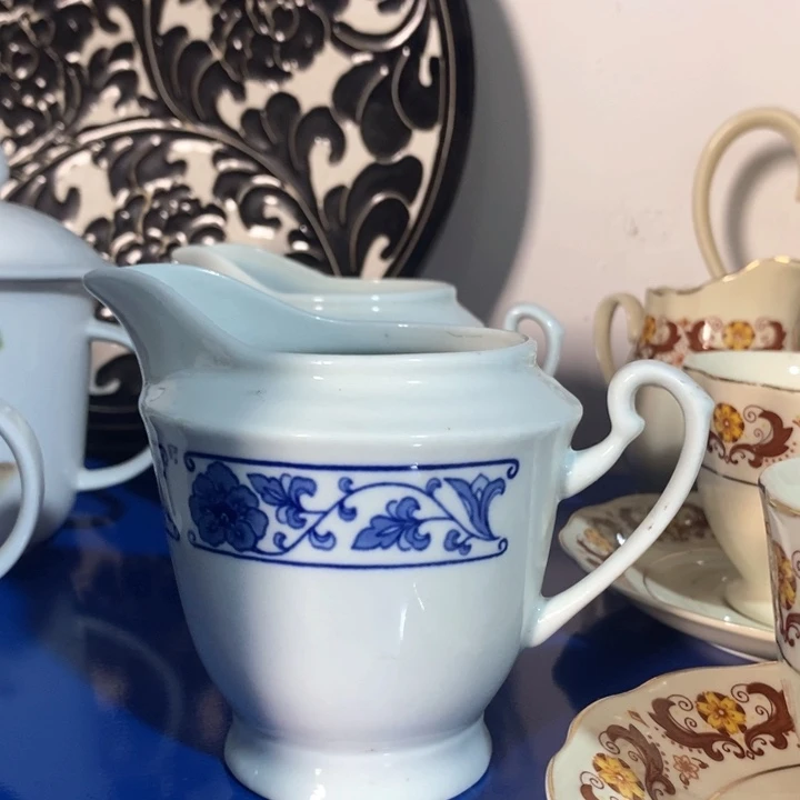 瓷片四厂青花翡翠瓷公道杯