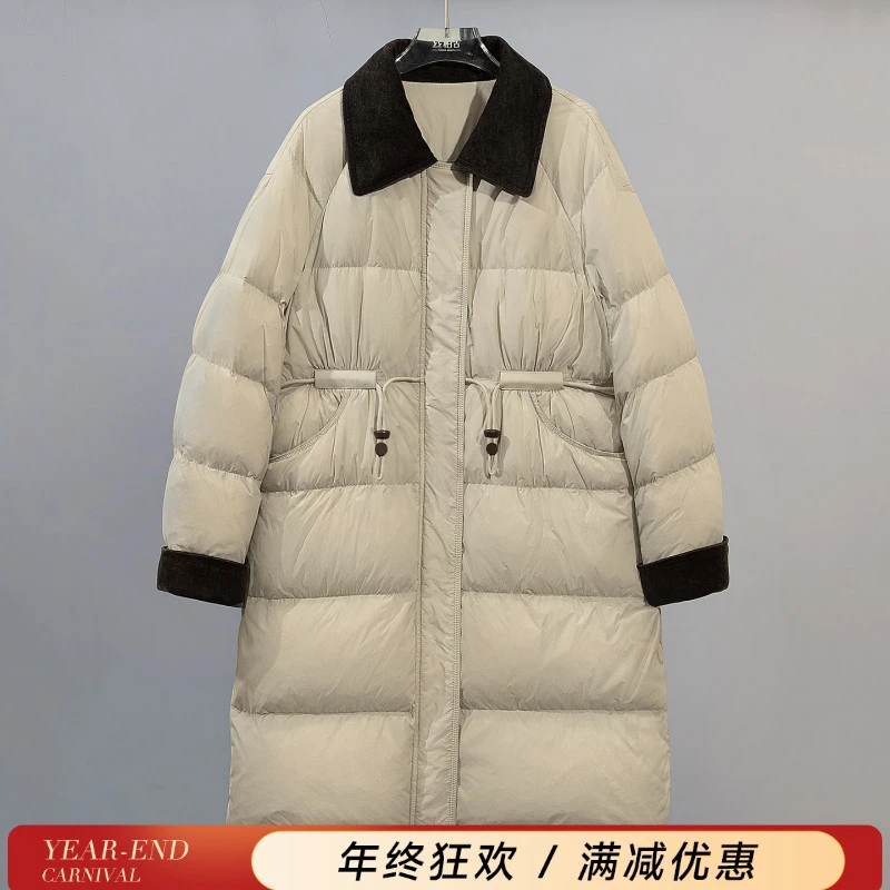 丝柏舍2025冬装新款女装撞色翻领中长款90绒羽绒服S54B2640Y