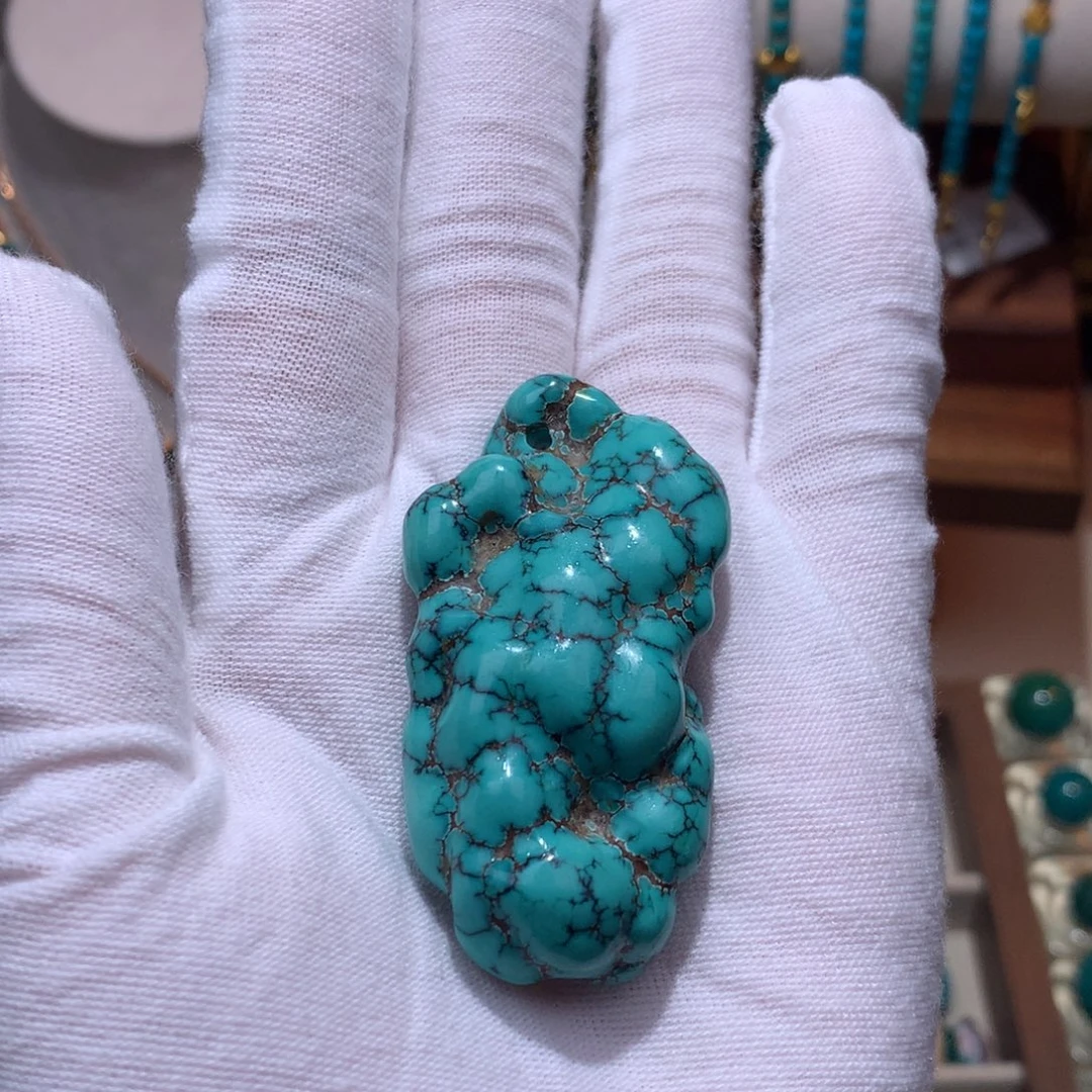 绿松石未镶嵌珠宝奇石