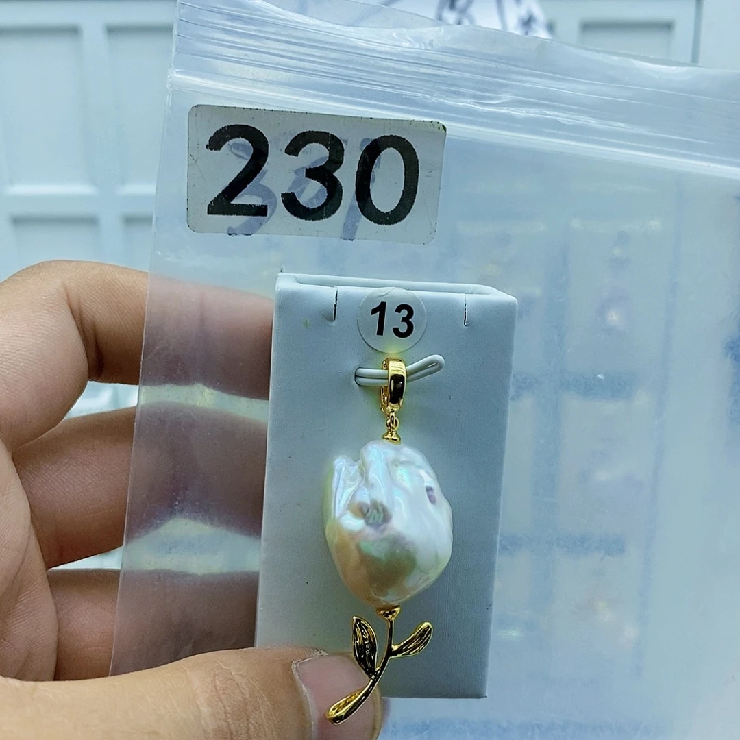 合金淡水珍珠颈饰