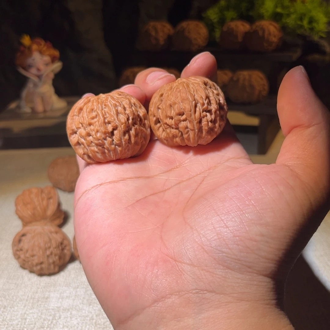 b***n吊坠文玩核桃磨盘