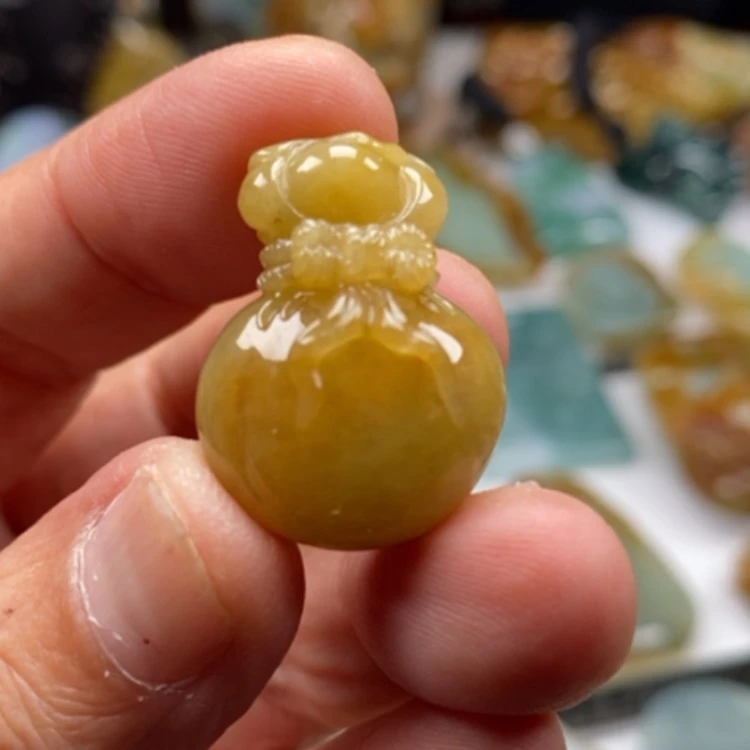 【闪购商品】翡翠颈饰未镶嵌缅甸翡翠A货吊坠