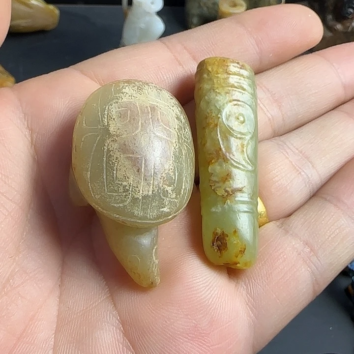 和田玉（糖玉）未镶嵌车挂美****样