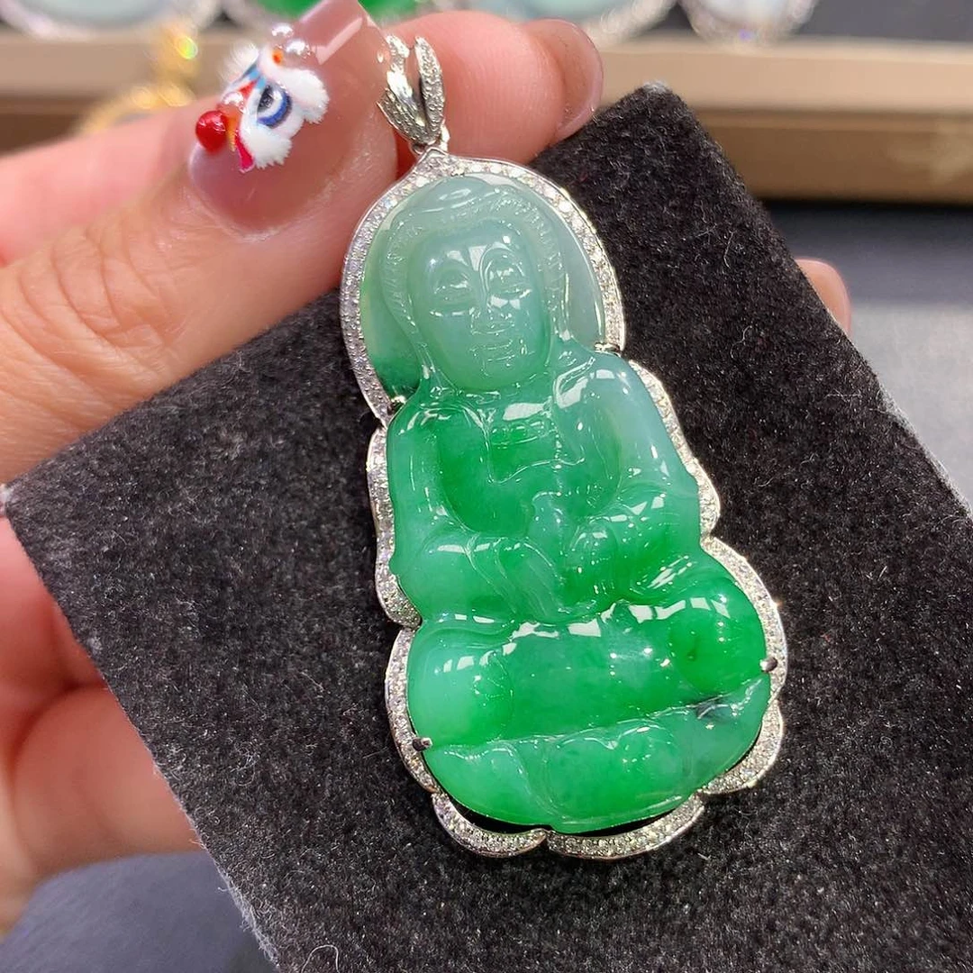翡翠吊坠(赠链)18K金镶嵌