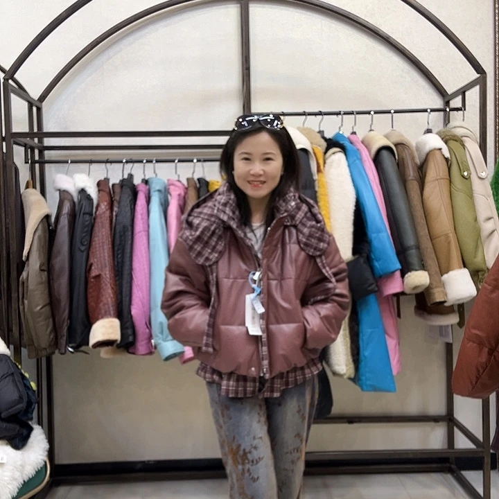 真皮皮衣绵羊皮羽绒服140斤以内备注身高体重