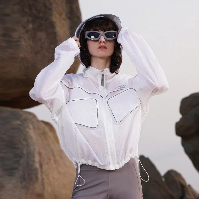 波司登新款春夏防晒服时尚休闲户外运动透气防晒衣外套女