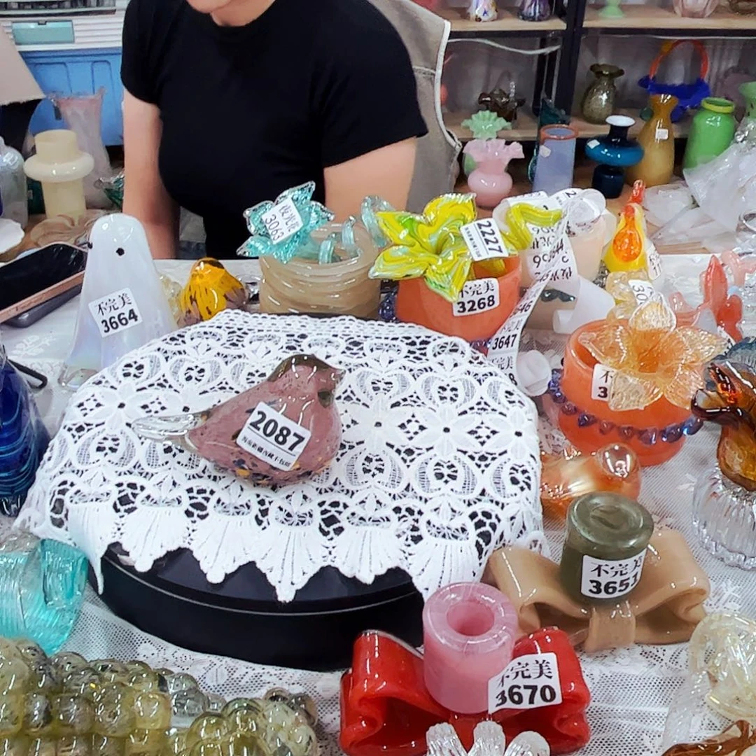 2087 家悦琉璃工艺品不完美