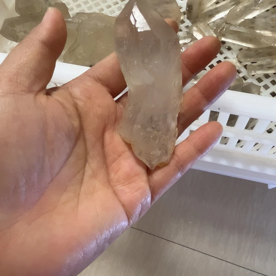 未镶嵌水晶珠宝半成品