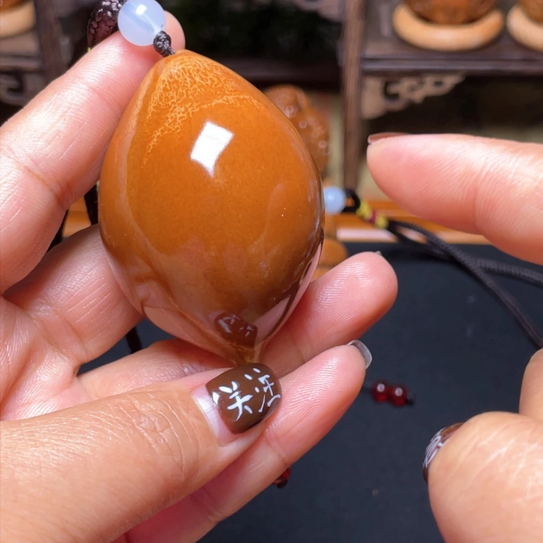 橄榄核吊坠一线天37穿配