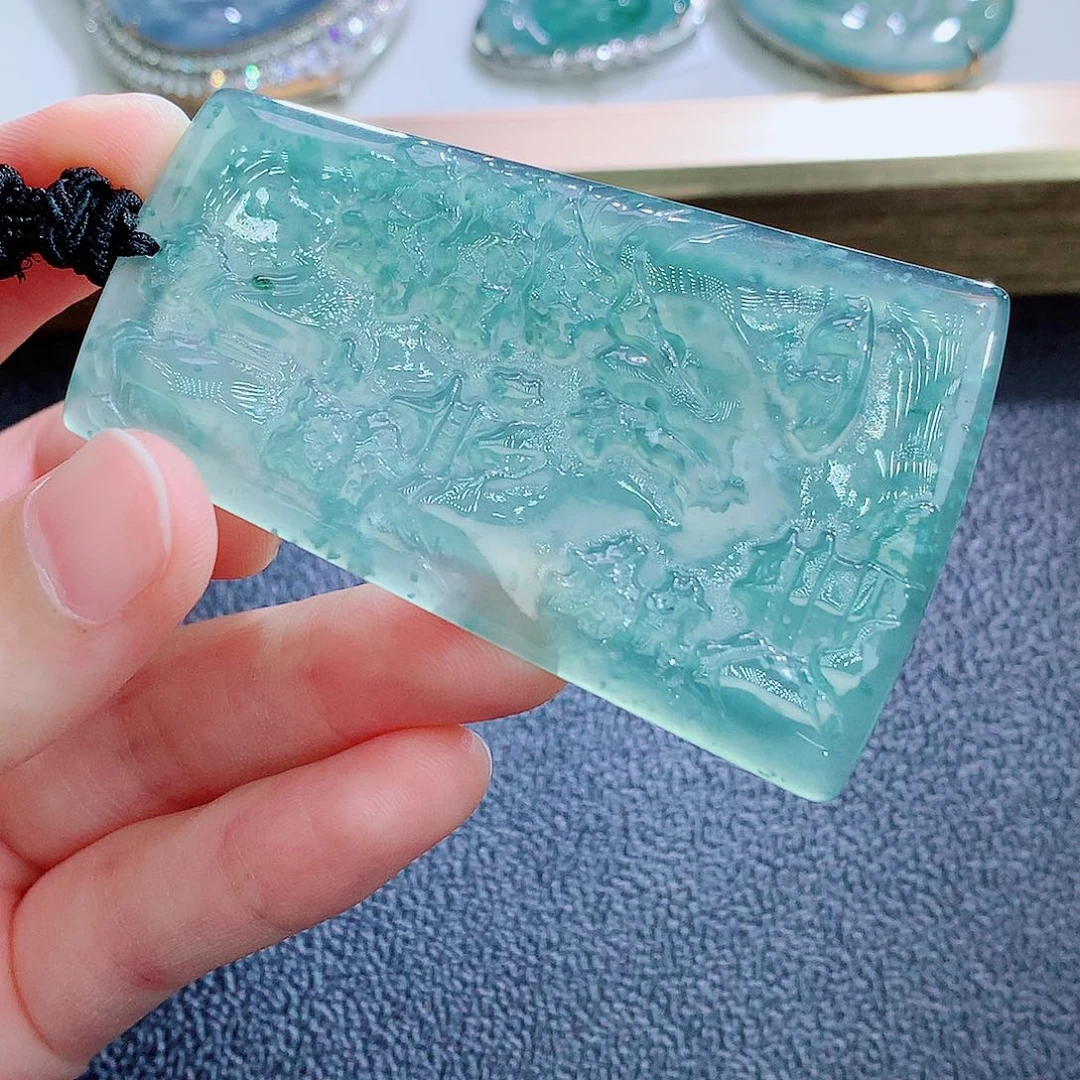 颈饰未镶嵌翡翠翡翠