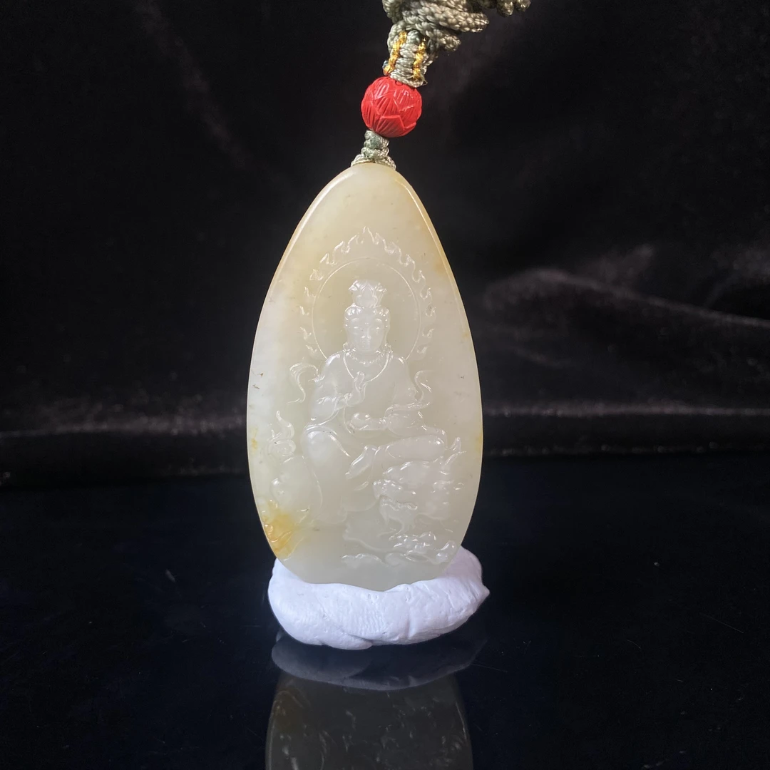 GY0084和田玉观音吊坠（籽）