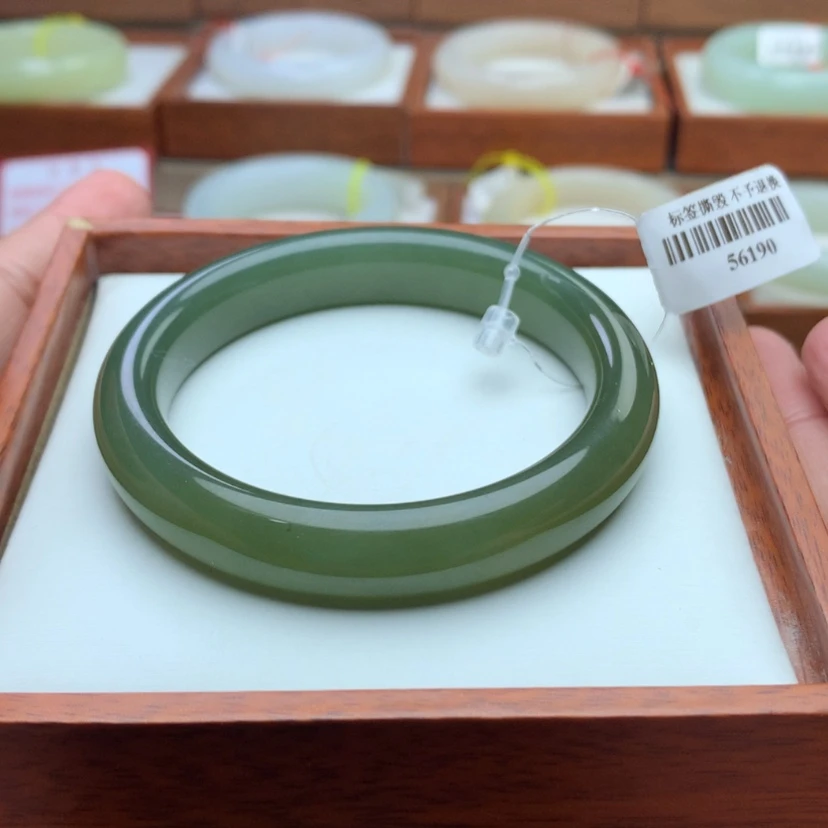【闪购商品】和田玉手镯未镶嵌5455