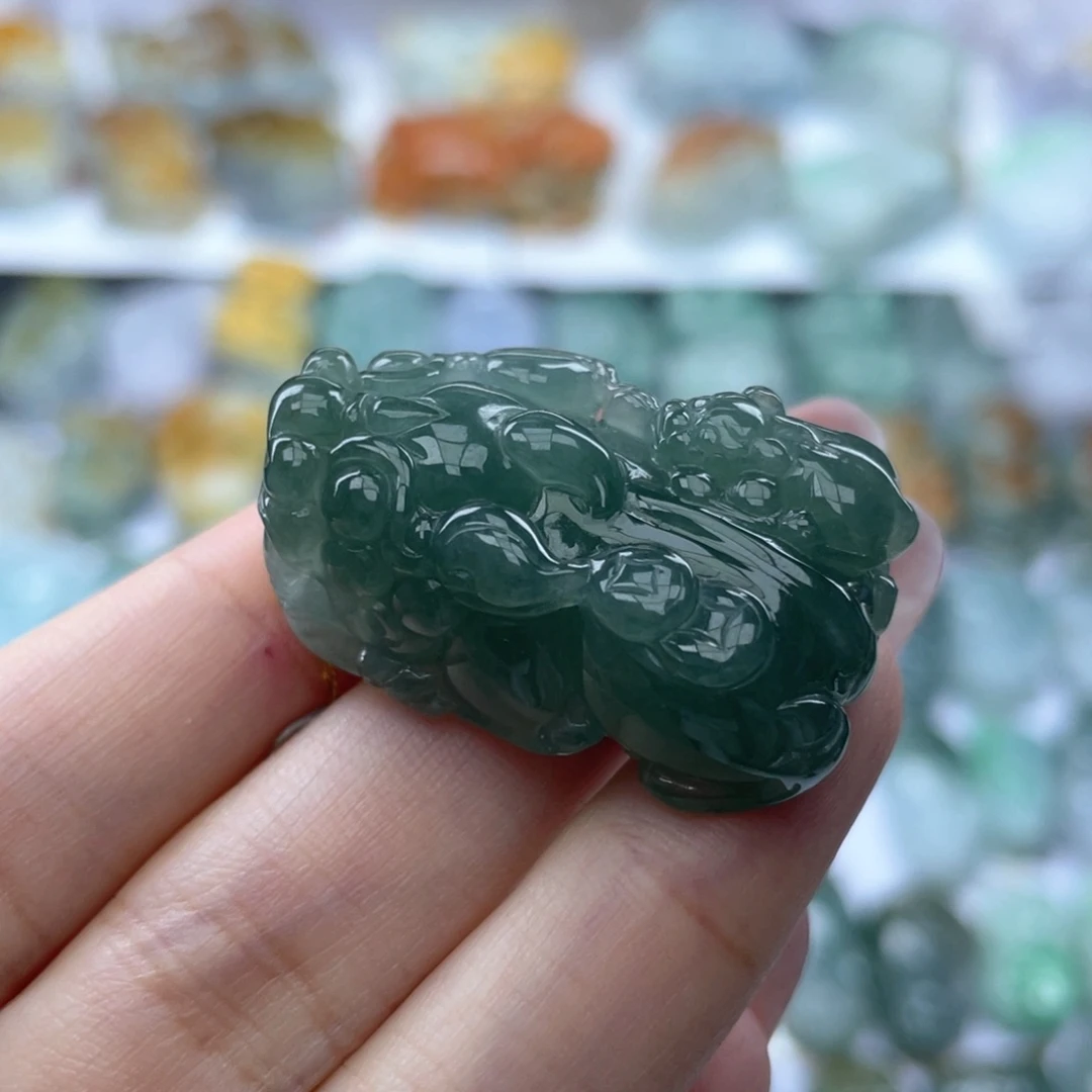 颈饰未镶嵌翡翠貔貅4