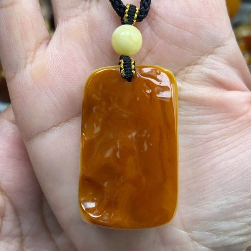 【闪购商品】琥珀颈饰未镶嵌