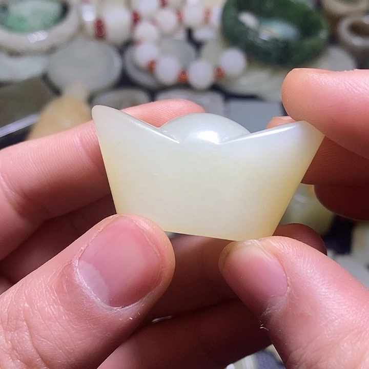 和田玉（糖玉）未镶嵌颈饰