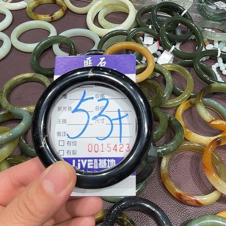 ****白蛇纹石玉未镶嵌手镯