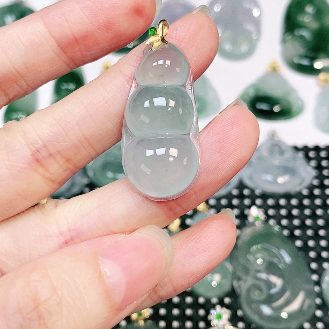 吊坠(不含链)18K金镶嵌翡翠