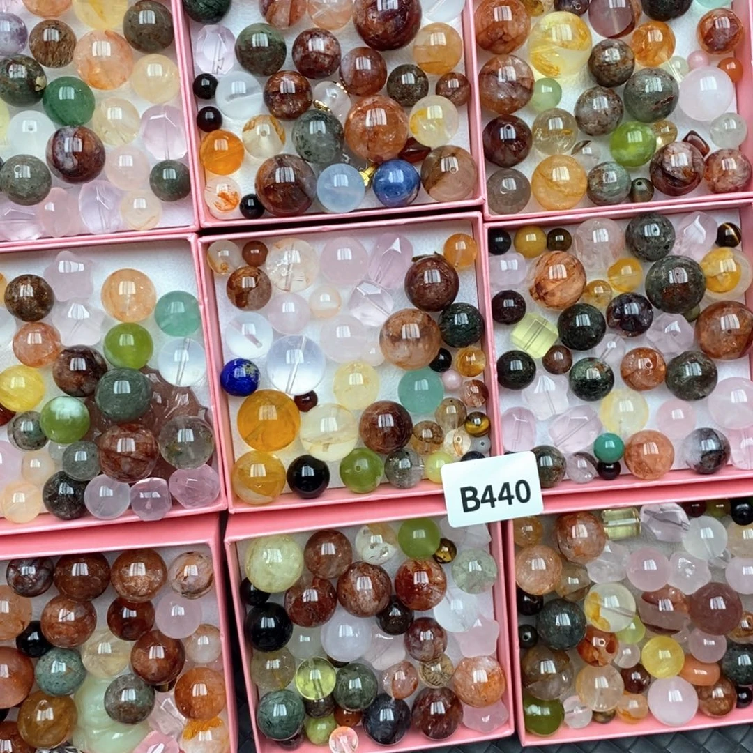 未镶嵌手链水晶多样性