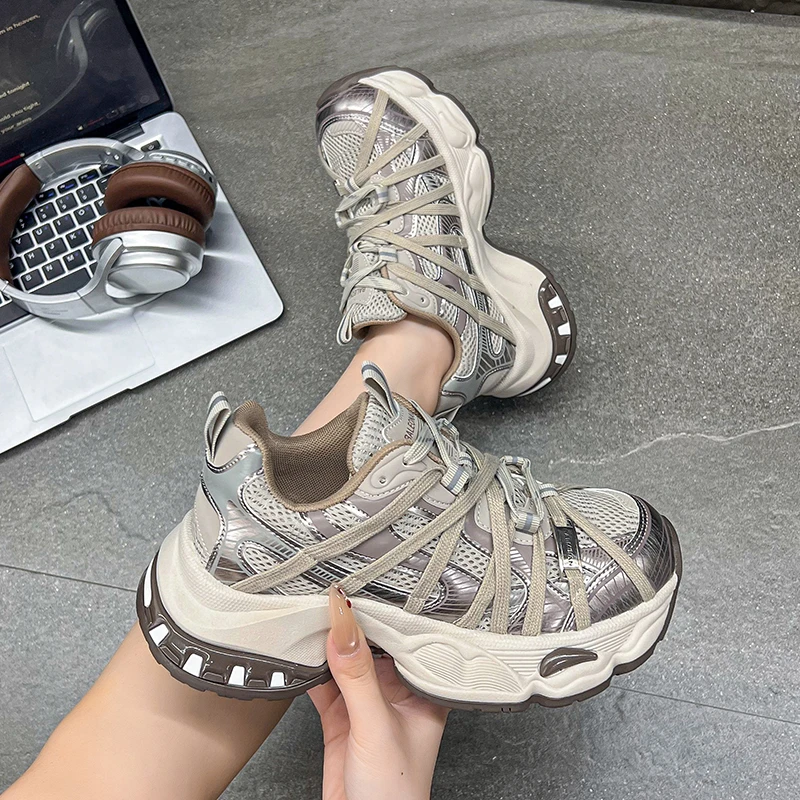 网红真皮厚底蜘蛛绑带老爹鞋女款2025爆款百搭网面透气休闲运动鞋