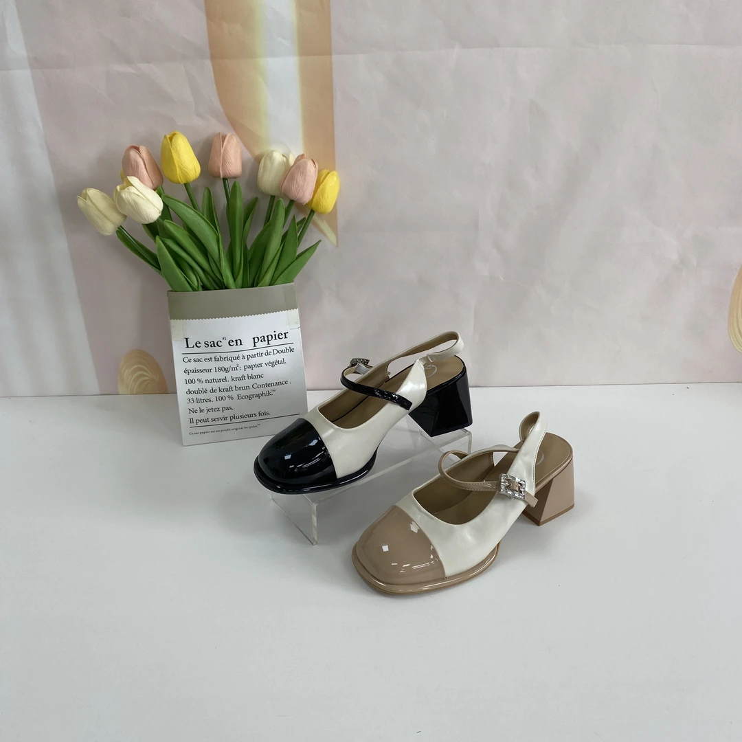 7882-9时尚气质百搭拼接粗跟包头凉鞋F