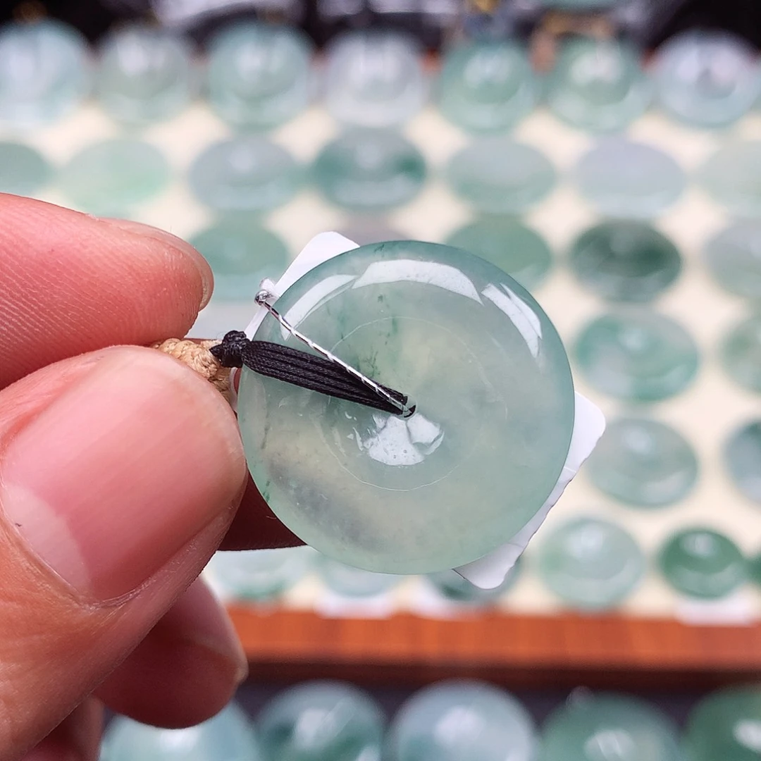 颈饰未镶嵌翡翠22.8-4.8mm