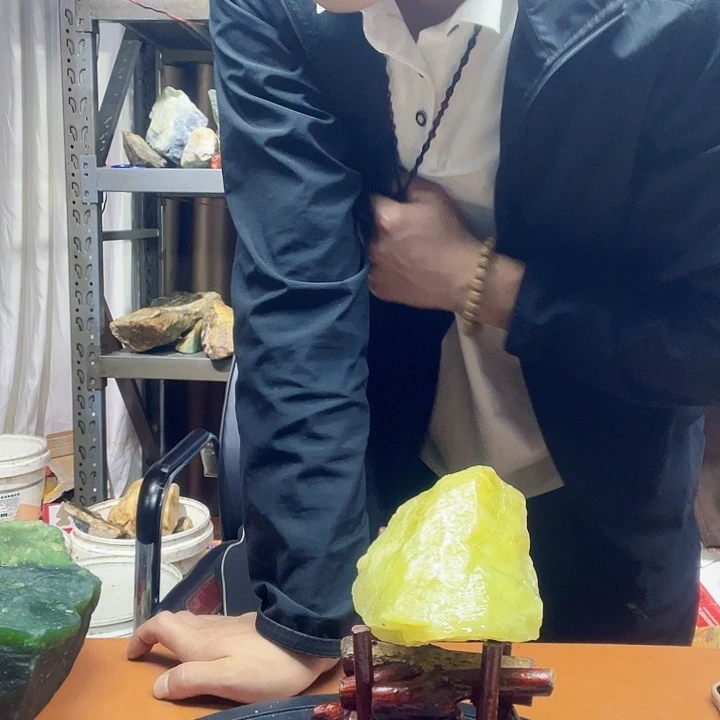 用***1未镶嵌蛇纹石玉珠宝奇石109