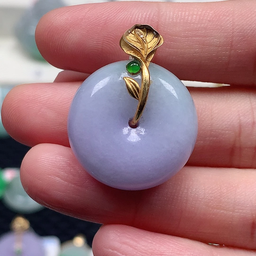 颈饰18K金镶嵌翡翠翡翠吊坠