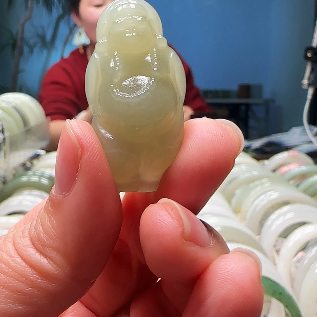 和田玉未镶嵌耳饰逍遥佛