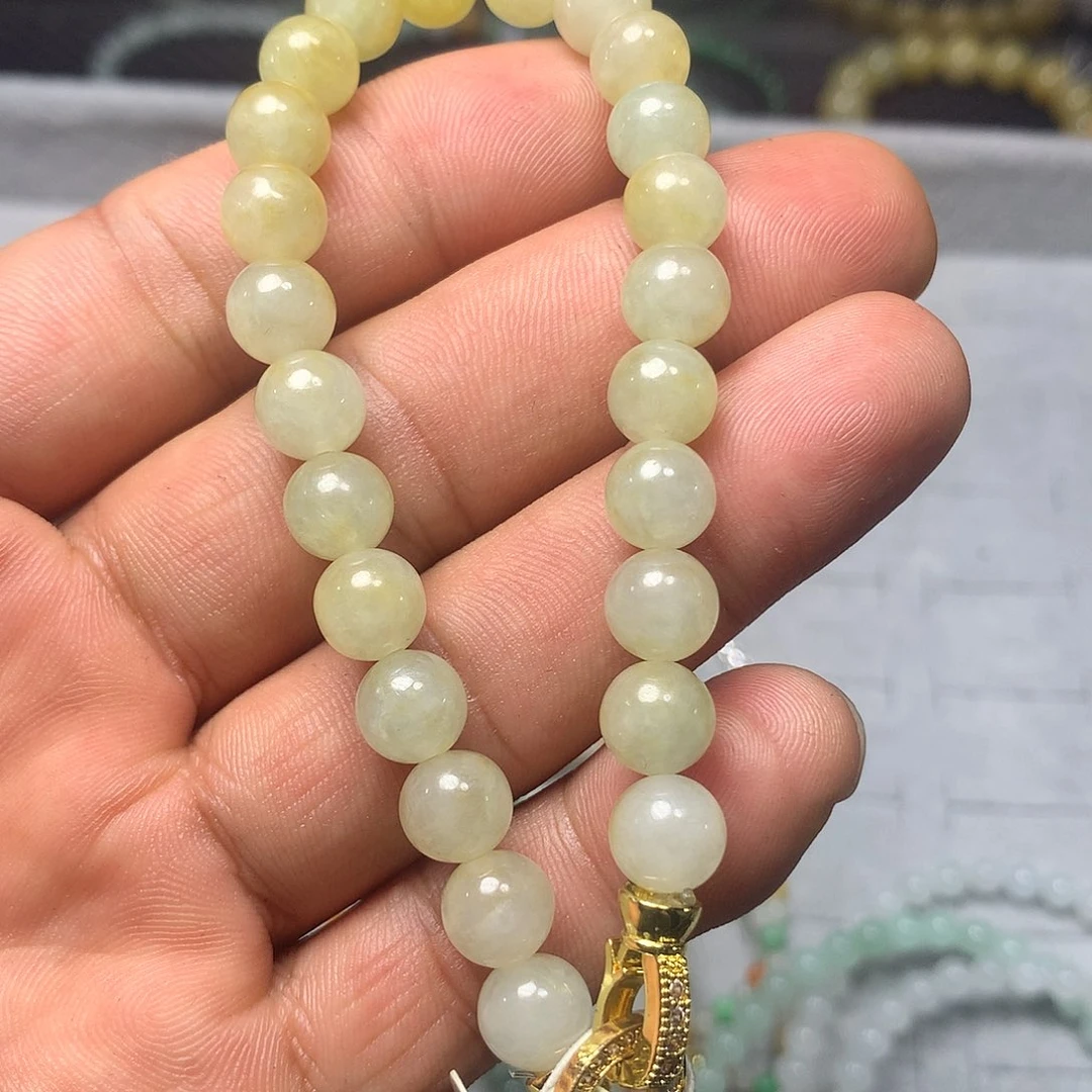 定制翡翠未镶嵌手串