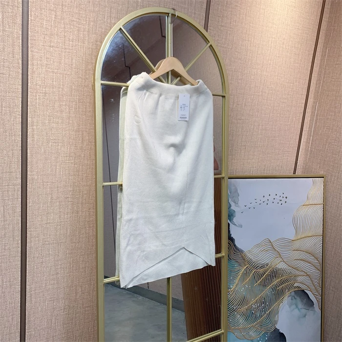 CC118白色孕妇半身裙90-140